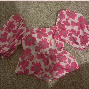 Pink floral boutique top with tie in back, size smalll